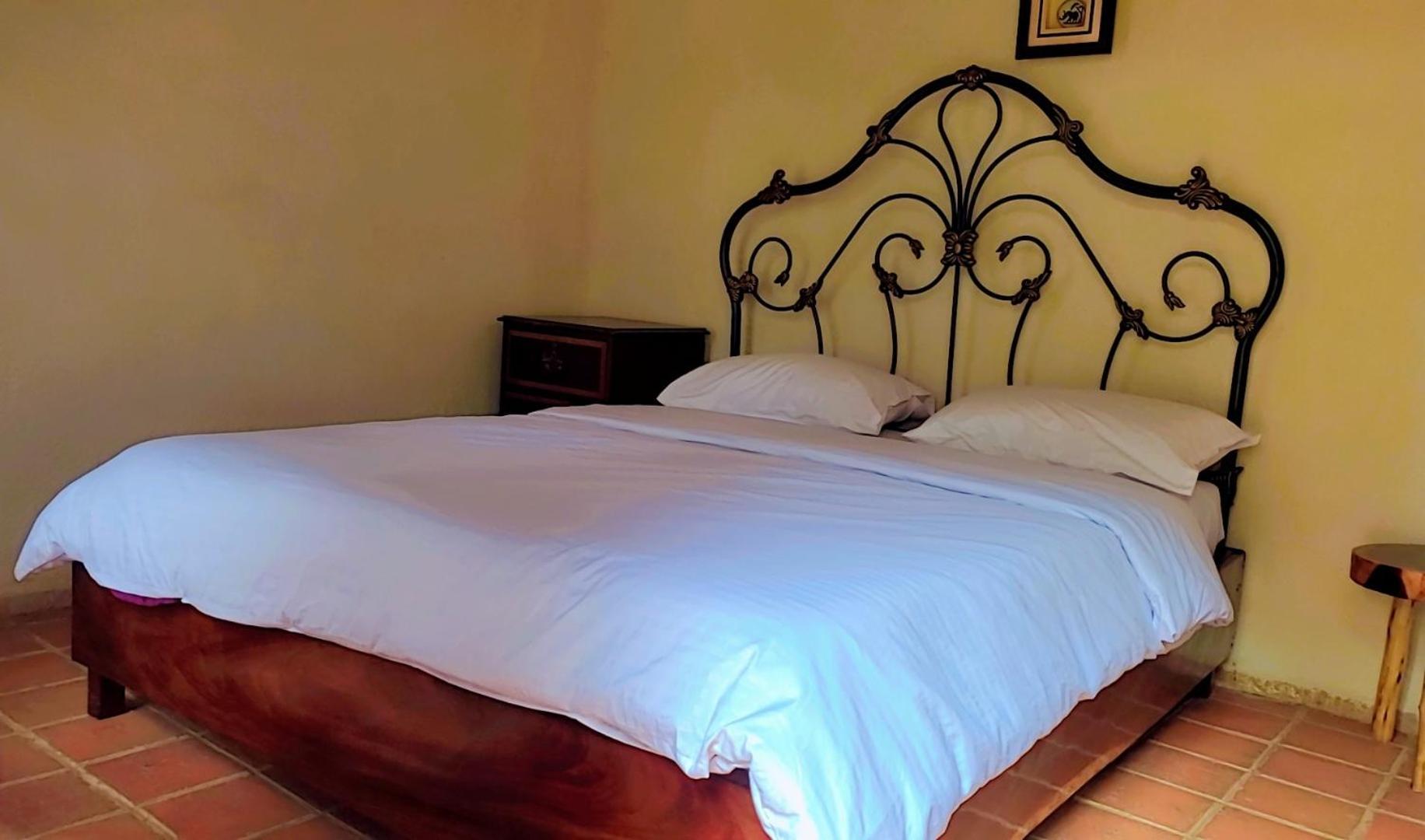 Mia Safari Lodge And Restaurant Entebbe Extérieur photo